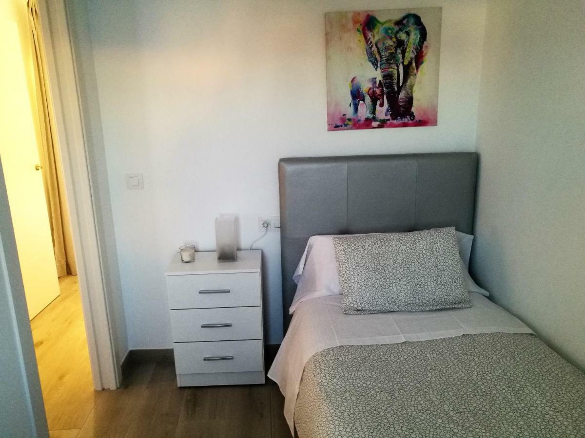 Piso Con Terraza Y Vistas Espectaculares Apartman Carmona Kültér fotó