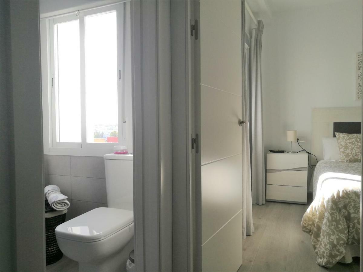 Piso Con Terraza Y Vistas Espectaculares Apartman Carmona Kültér fotó
