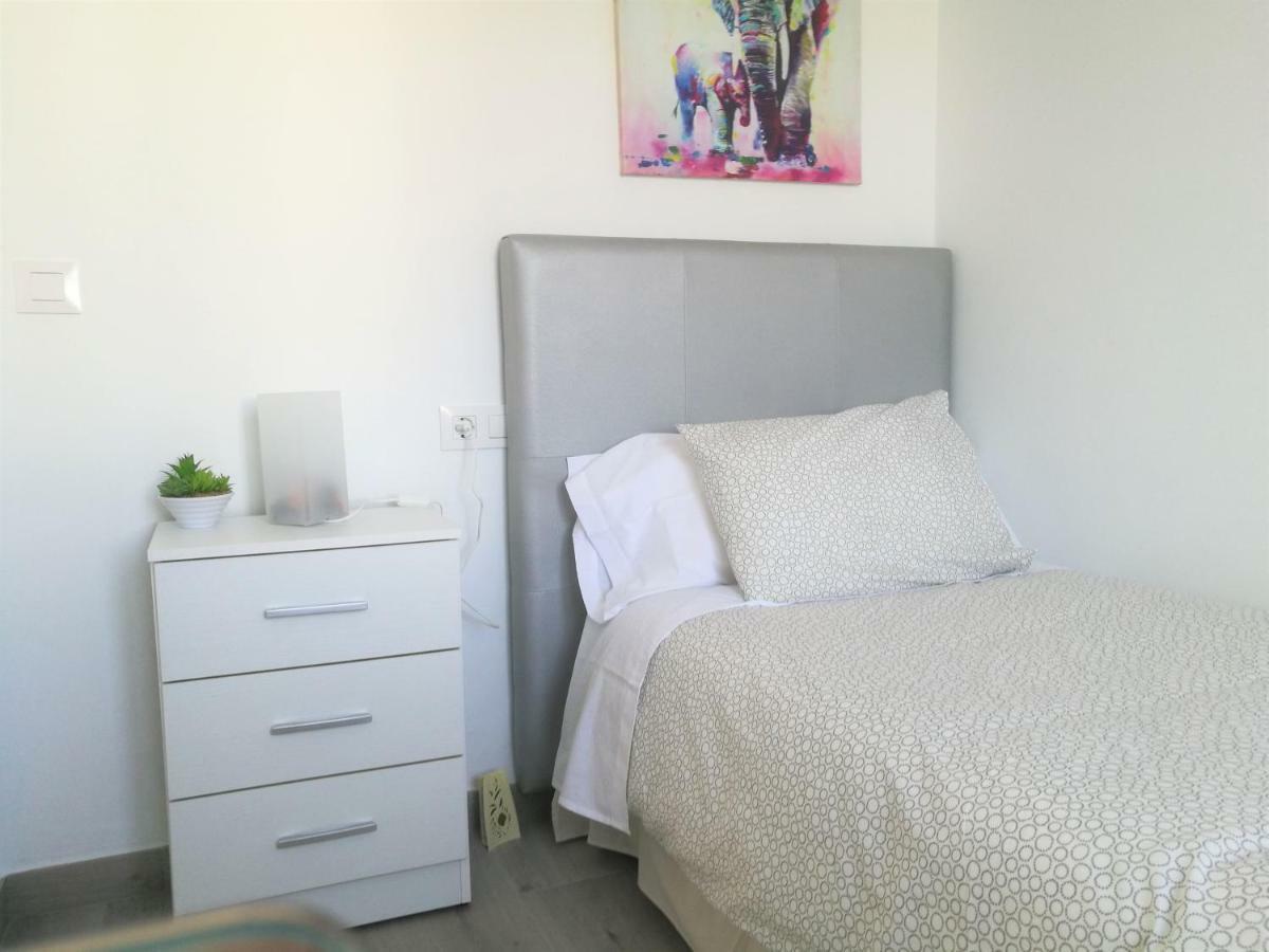 Piso Con Terraza Y Vistas Espectaculares Apartman Carmona Kültér fotó
