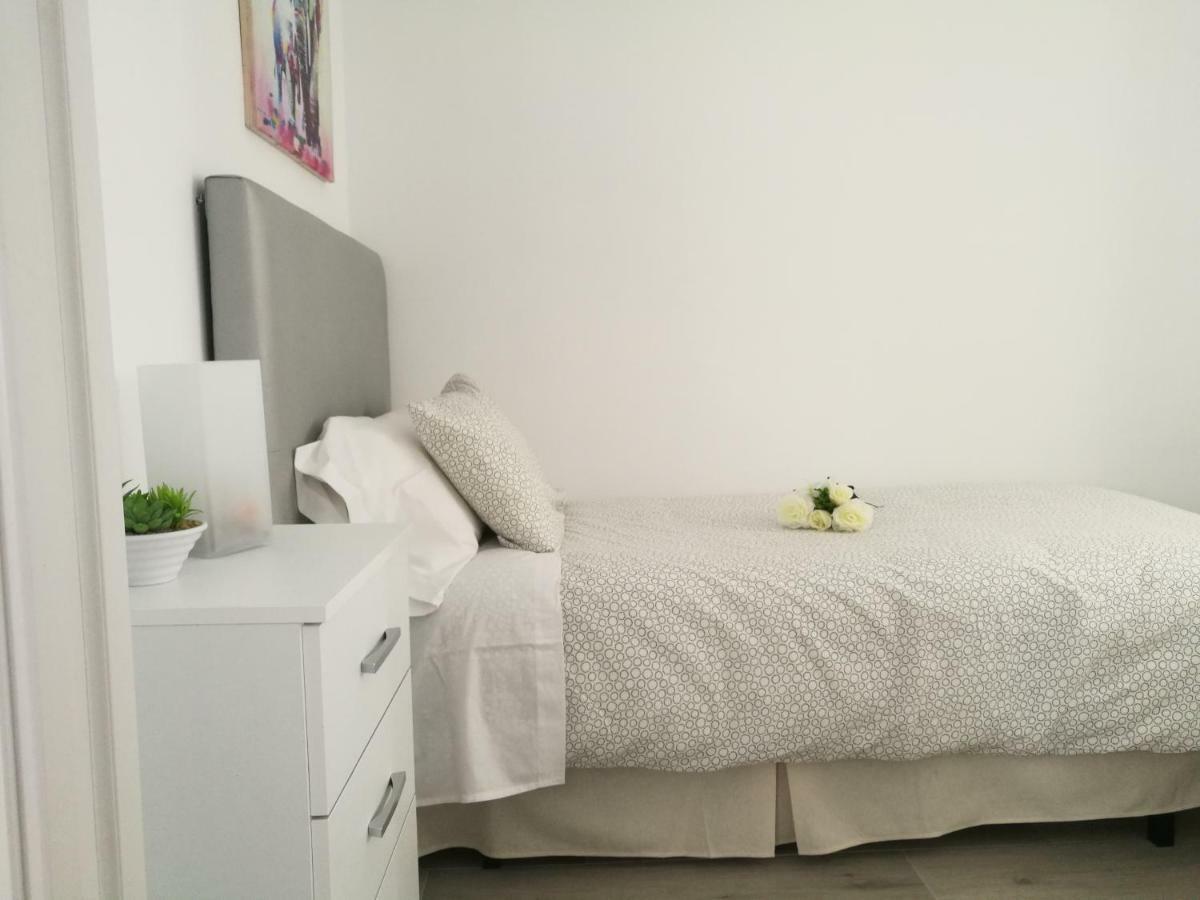 Piso Con Terraza Y Vistas Espectaculares Apartman Carmona Kültér fotó