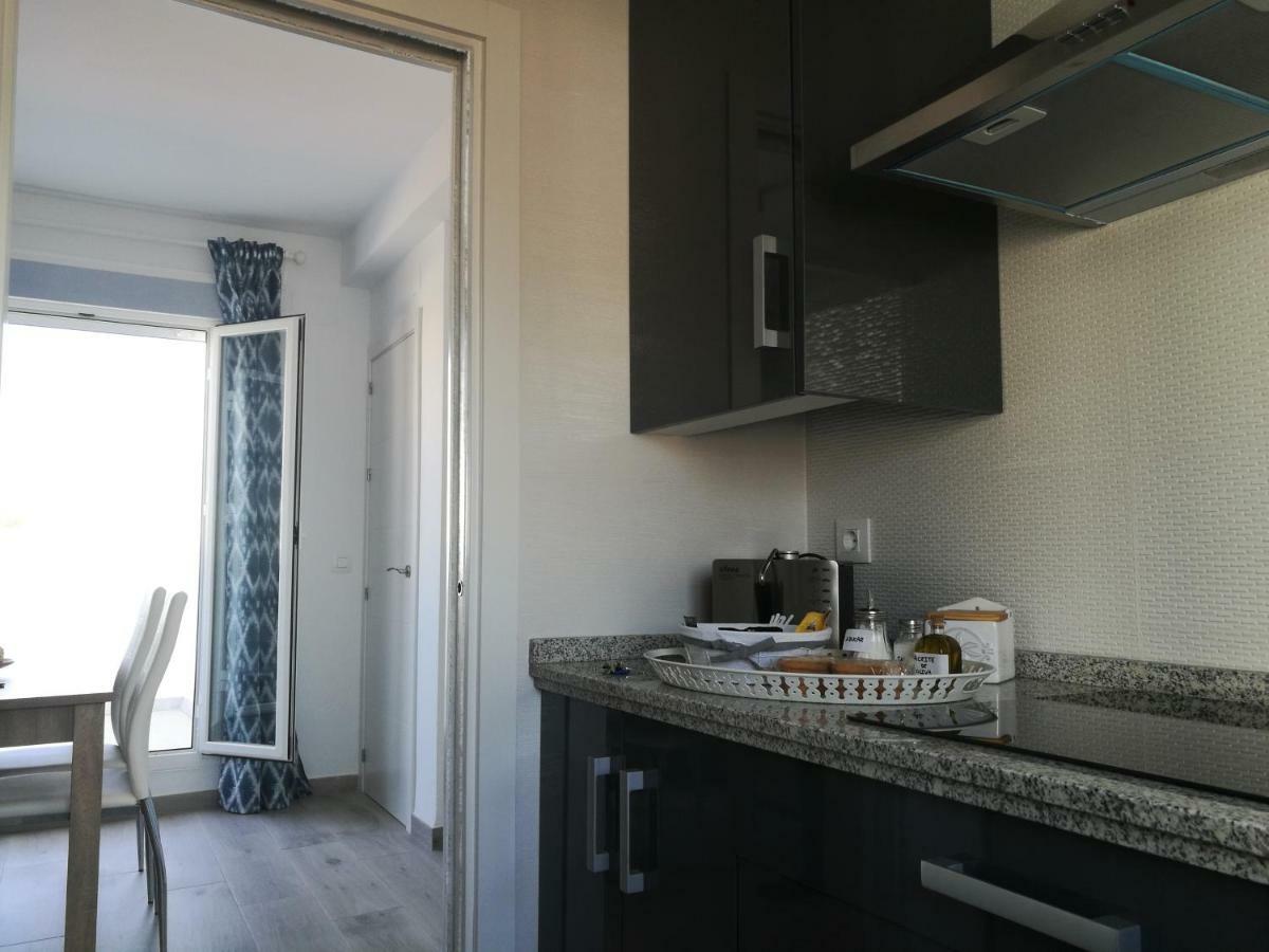 Piso Con Terraza Y Vistas Espectaculares Apartman Carmona Kültér fotó